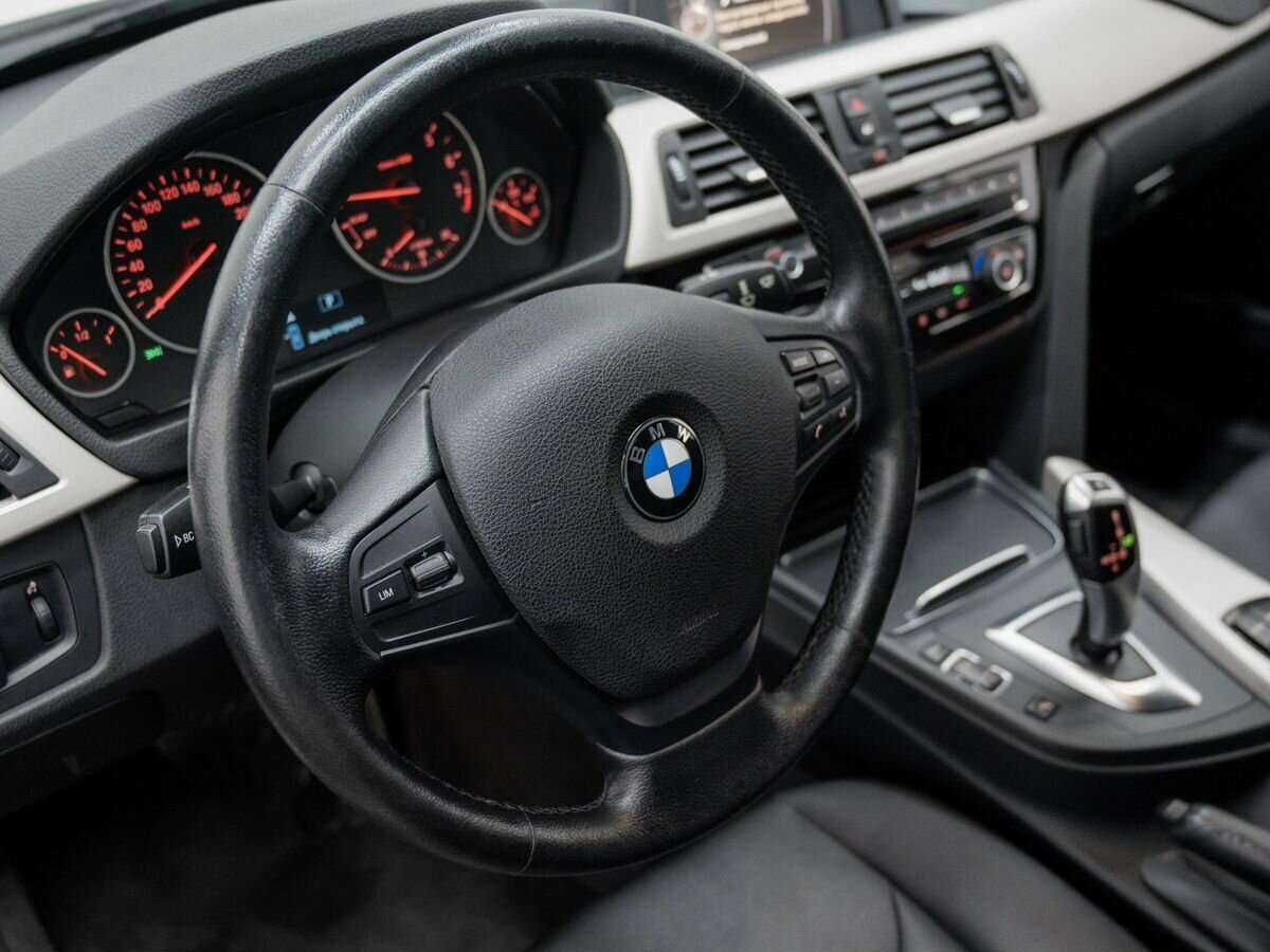 Купить BMW 3 серии 320i, 2015, 133 632 км, фото №17