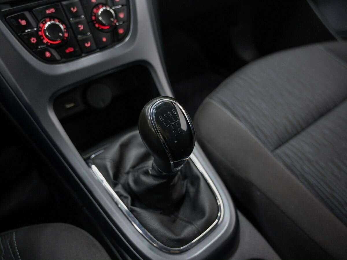 Купить Opel Astra GTC, 2013, 107 500 км, фото №18