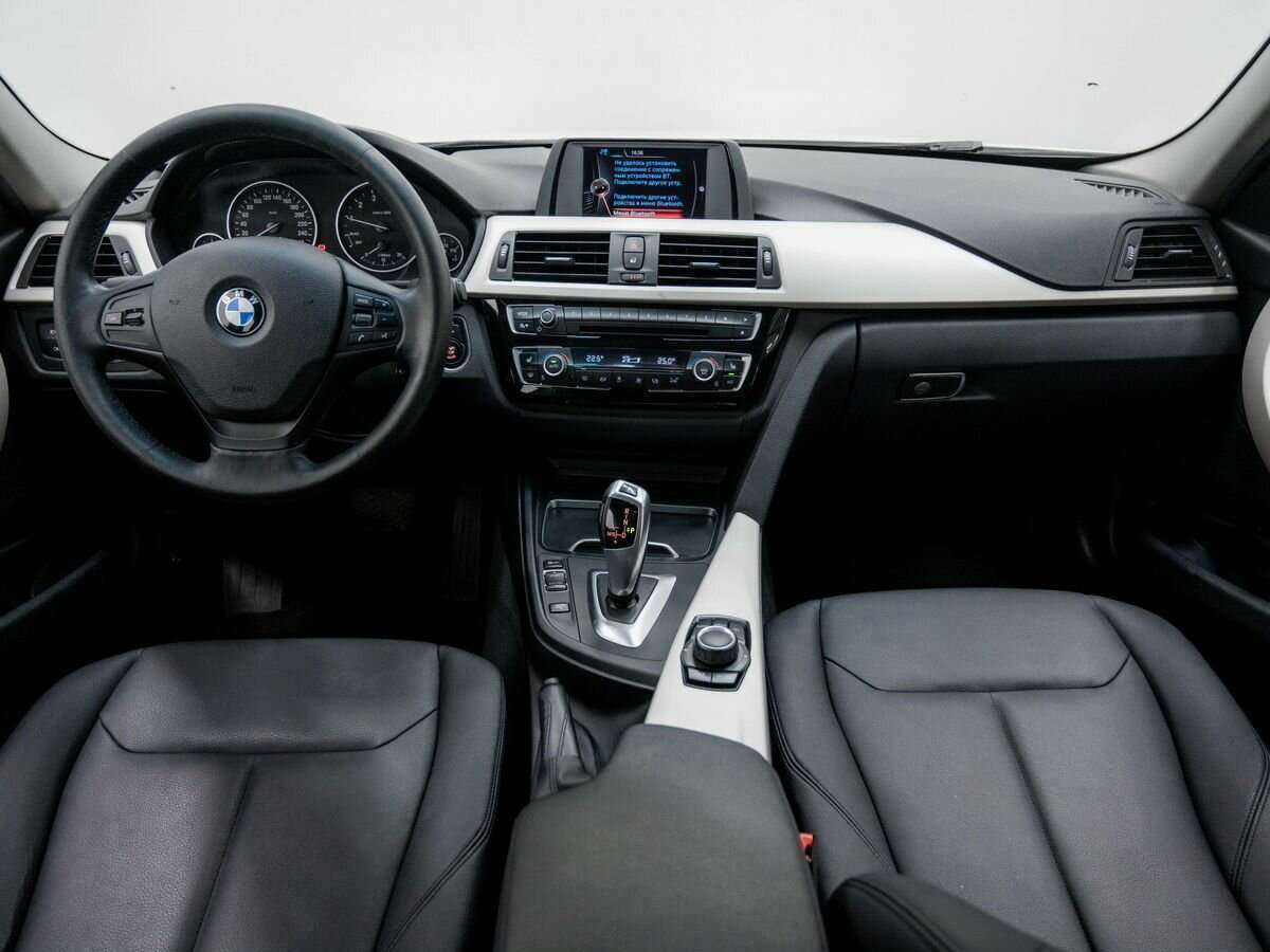 Купить BMW 3 серии 318i, 2016, 168 000 км, фото №10