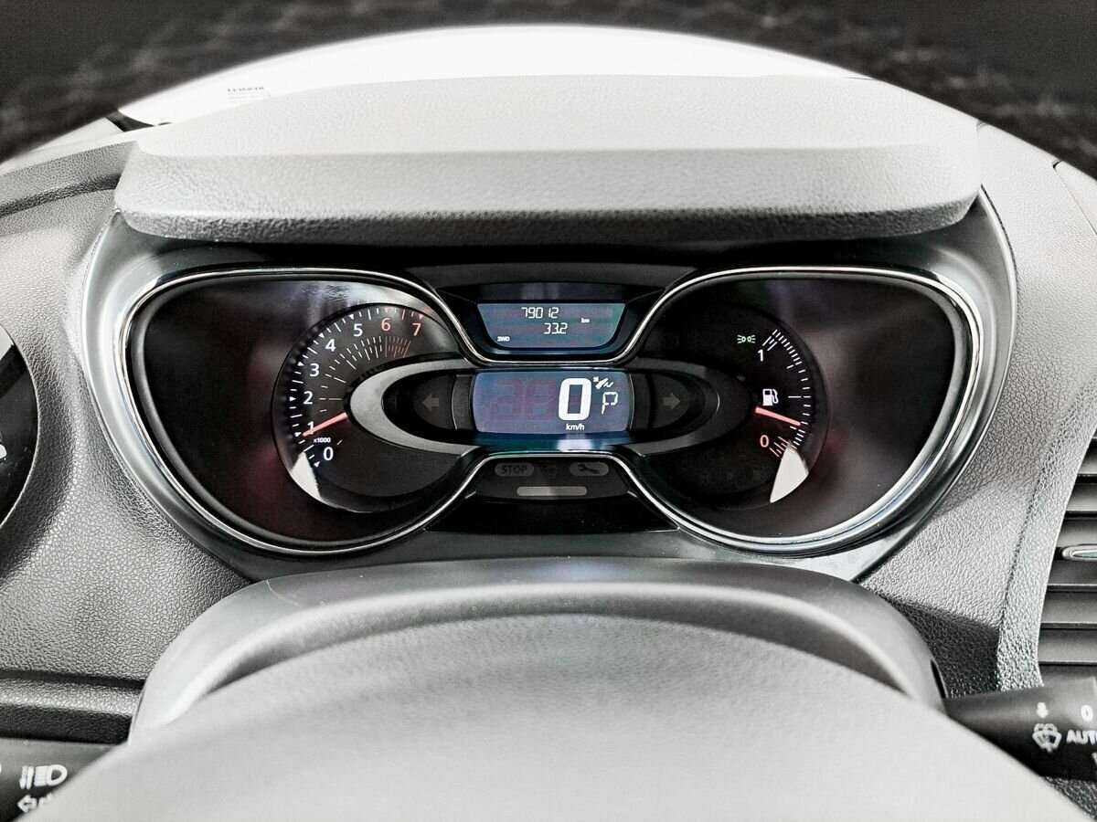 Купить Renault Kaptur, 2017, 79 000 км, фото №10