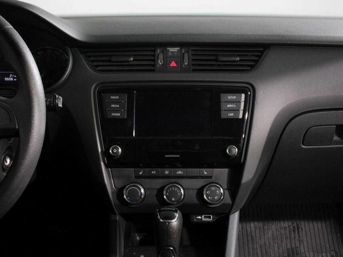 Купить Skoda Octavia, 2018, 99 205 км, фото №12