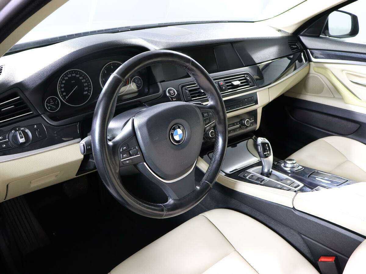 Купить BMW 5 серии 525d xDrive, 2012, 118 777 км, фото №11