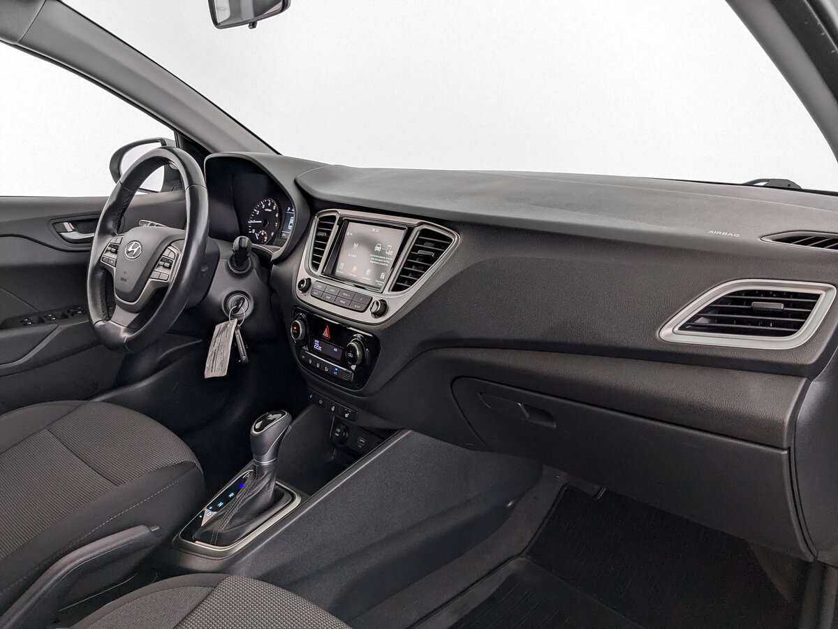 Купить Hyundai Solaris, 2019, 91 376 км, фото №9