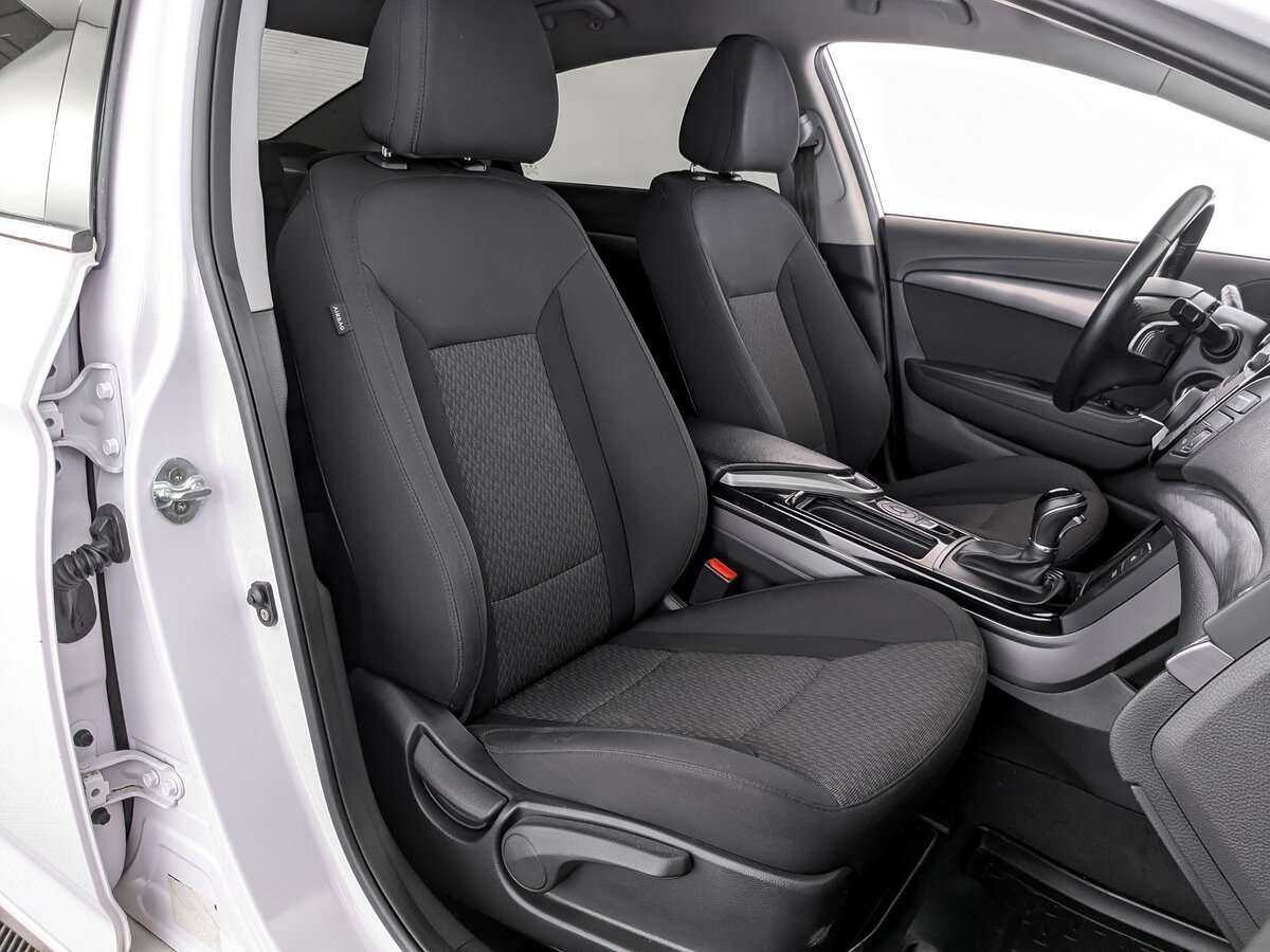 Купить Hyundai i40, 2016, 101 981 км, фото №20