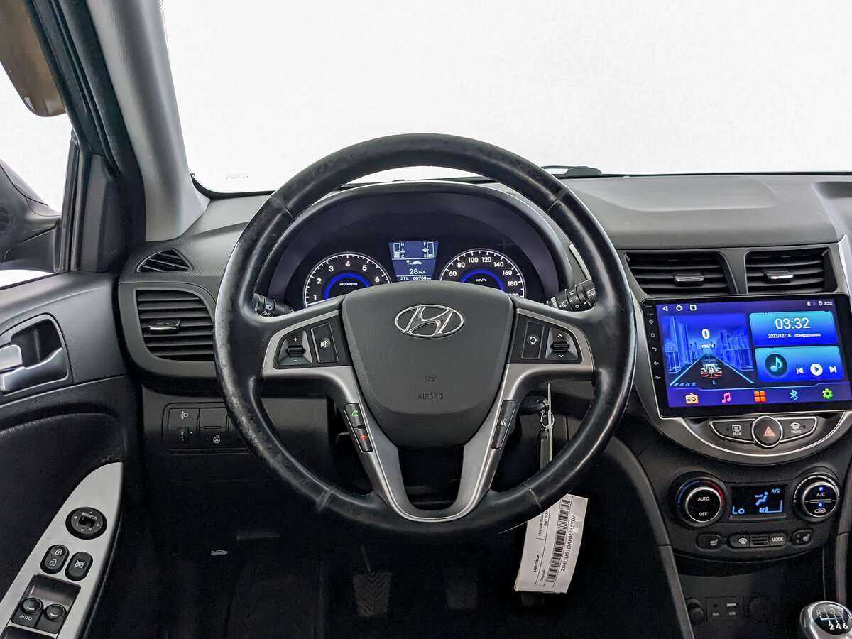 Купить Hyundai Solaris, 2016, 85 596 км, фото №17