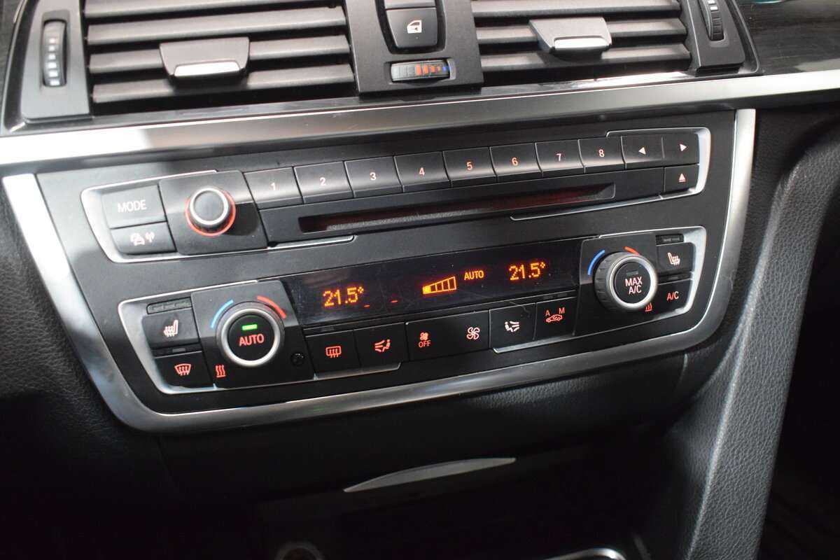 Купить BMW 3 серии 328i, 2012, 178 000 км, фото №20