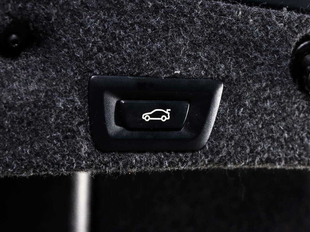 Купить BMW 5 серии 520i, 2012, 190 000 км, фото №25