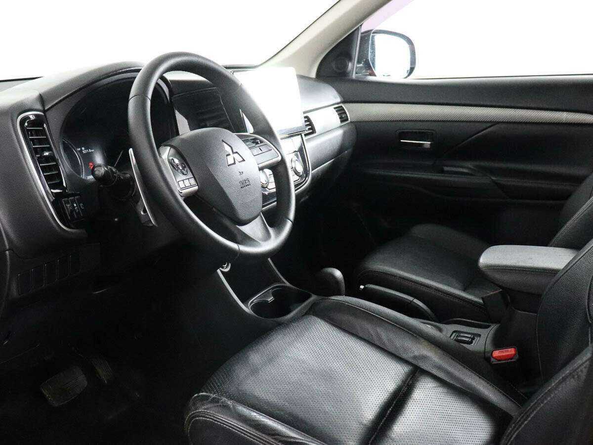 Купить Mitsubishi Outlander, 2012, 208 877 км, фото №7