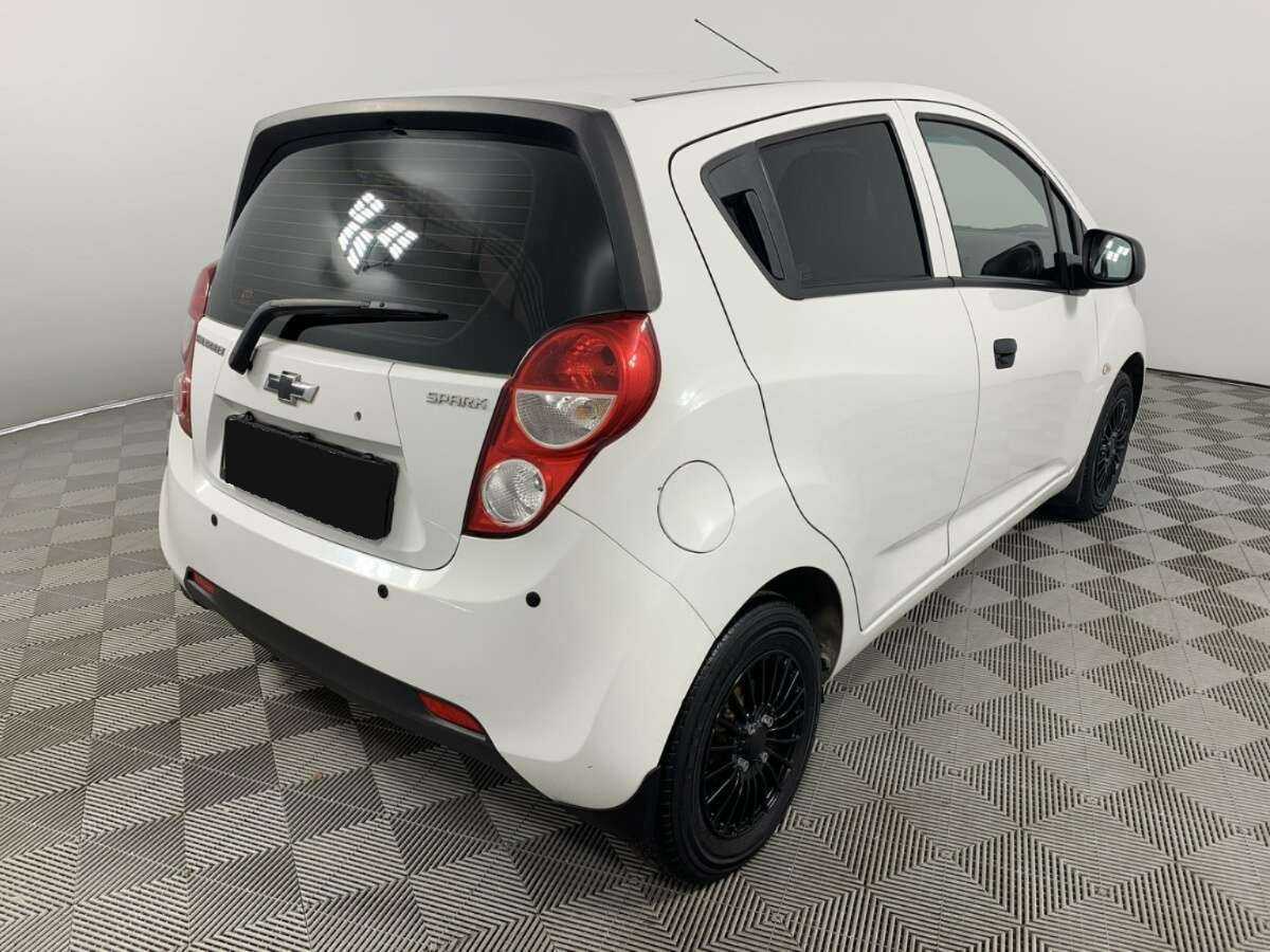Купить Chevrolet Spark, 2013, 30 132 км, фото №5