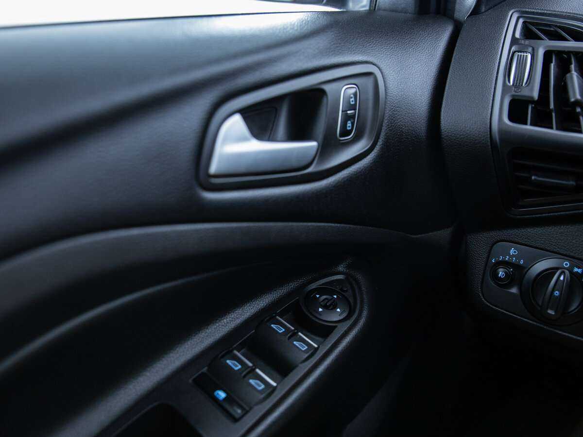 Купить Ford Kuga, 2017, 129 556 км, фото №14