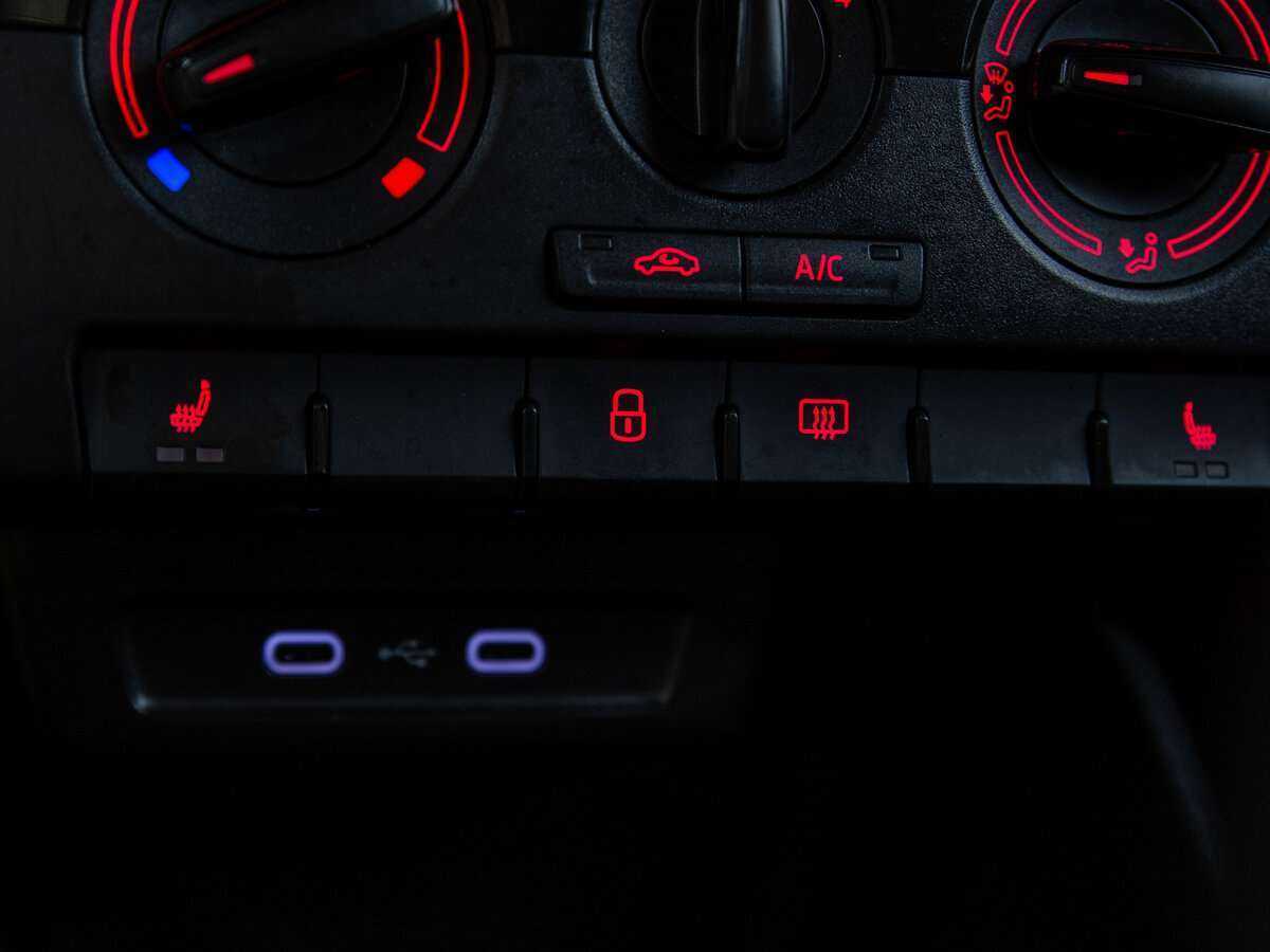 Купить Volkswagen Polo, 2020, 52 249 км, фото №14