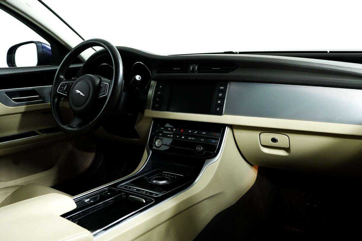 Купить Jaguar XF, 2016, 107 023 км, фото №9