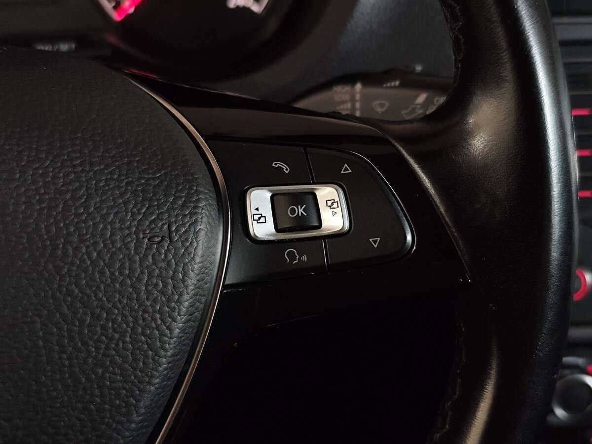 Купить Volkswagen Polo, 2018, 136 300 км, фото №11