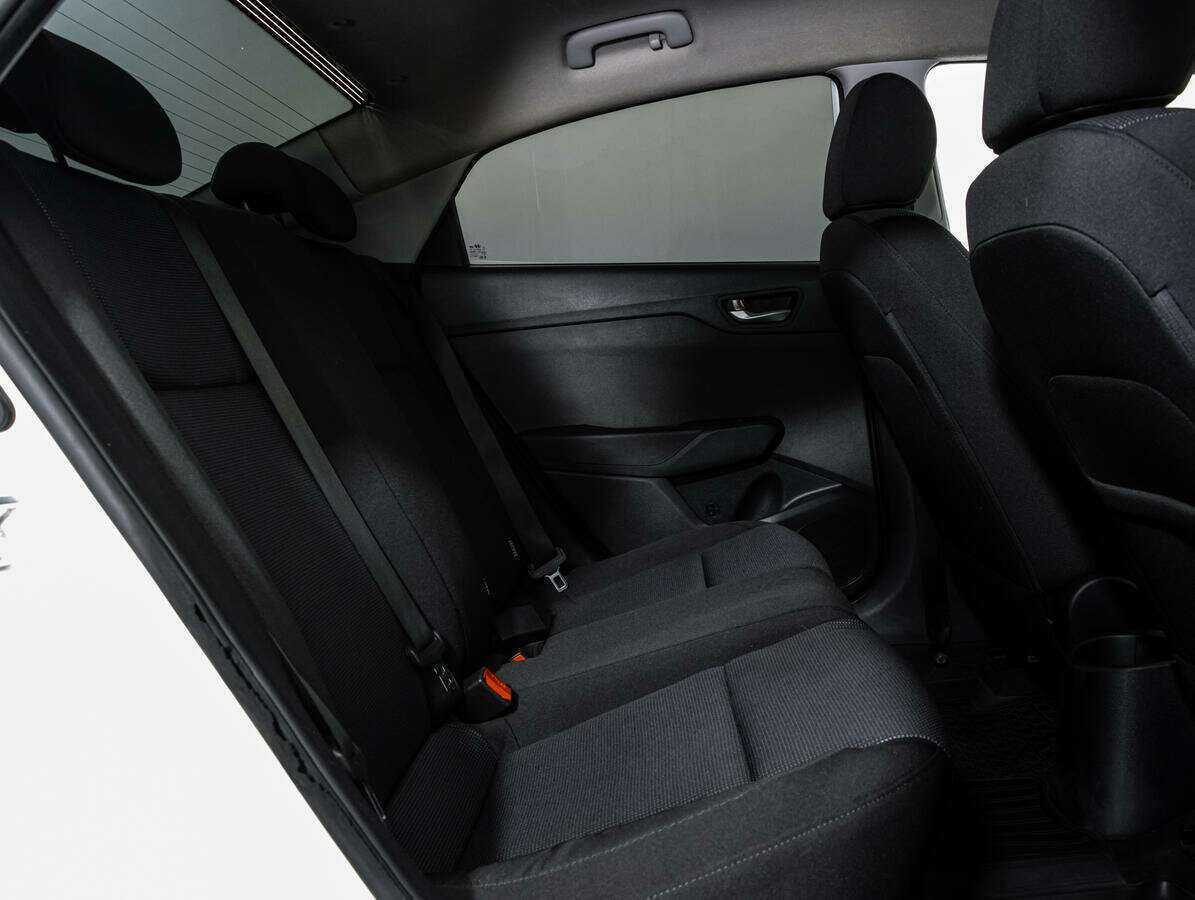 Купить Hyundai Solaris, 2020, 131 339 км, фото №9