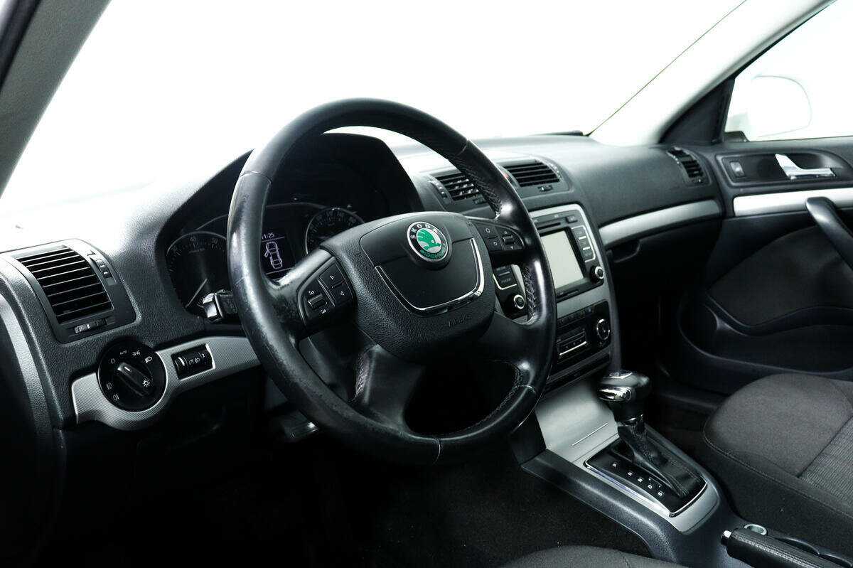 Купить Skoda Octavia, 2012, 222 474 км, фото №12