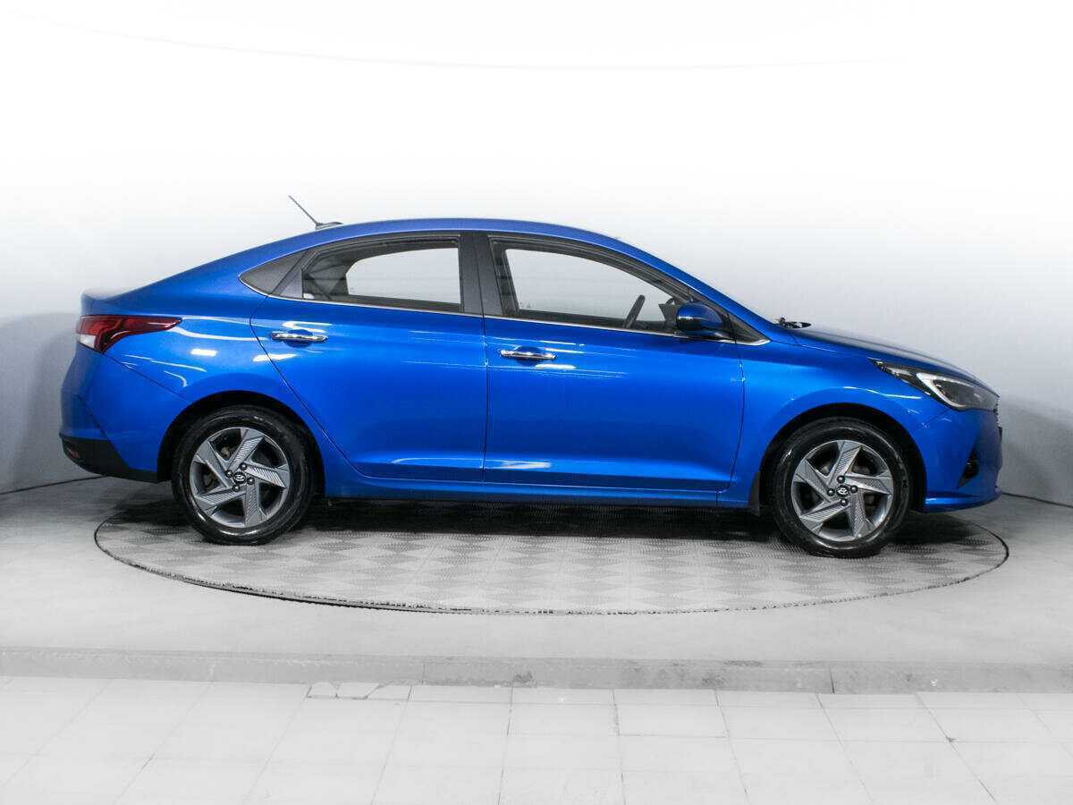 Купить Hyundai Solaris, 2021, 76 378 км, фото №4