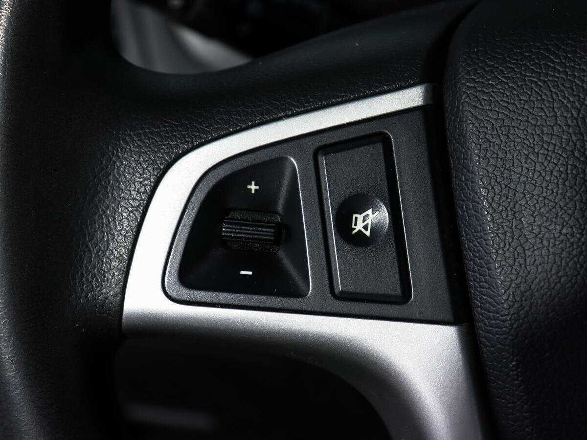 Купить Hyundai Solaris, 2014, 98 000 км, фото №15