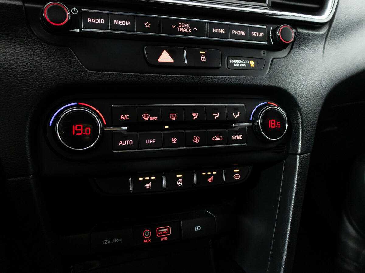 Купить Kia Ceed, 2019, 116 000 км, фото №19