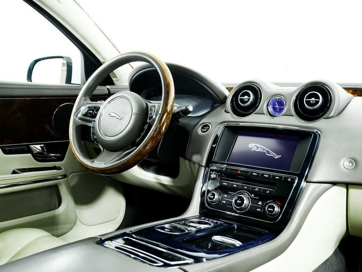 Купить Jaguar XJ, 2012, 147 000 км, фото №8