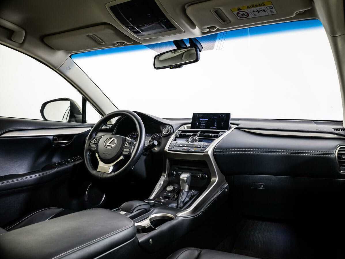 Купить Lexus NX 200, 2015, 148 118 км, фото №9