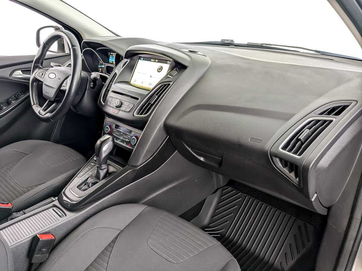 Купить Ford Focus, 2018, 247 166 км, фото №9