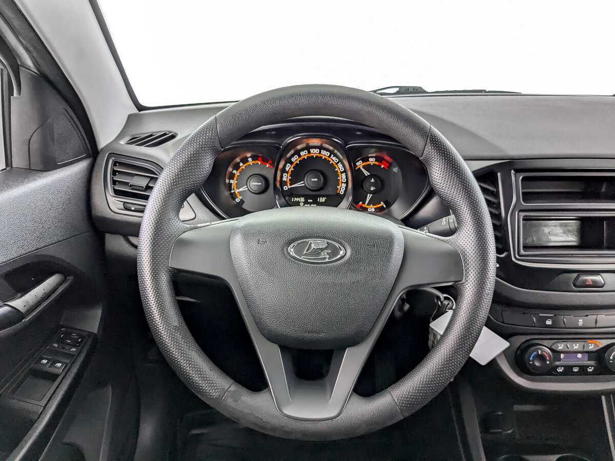 Купить Lada (ВАЗ) Vesta, 2019, 114 423 км, фото №17