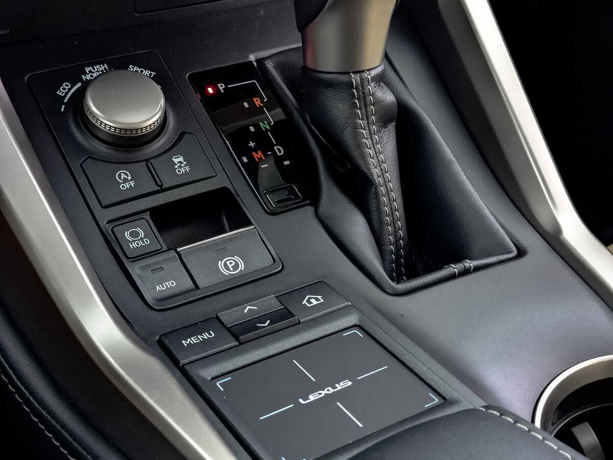 Купить Lexus NX 200, 2016, 72 500 км, фото №24