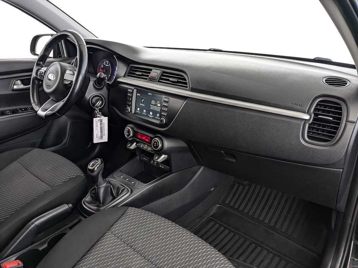 Купить Kia Rio X-Line, 2018, 131 242 км, фото №9