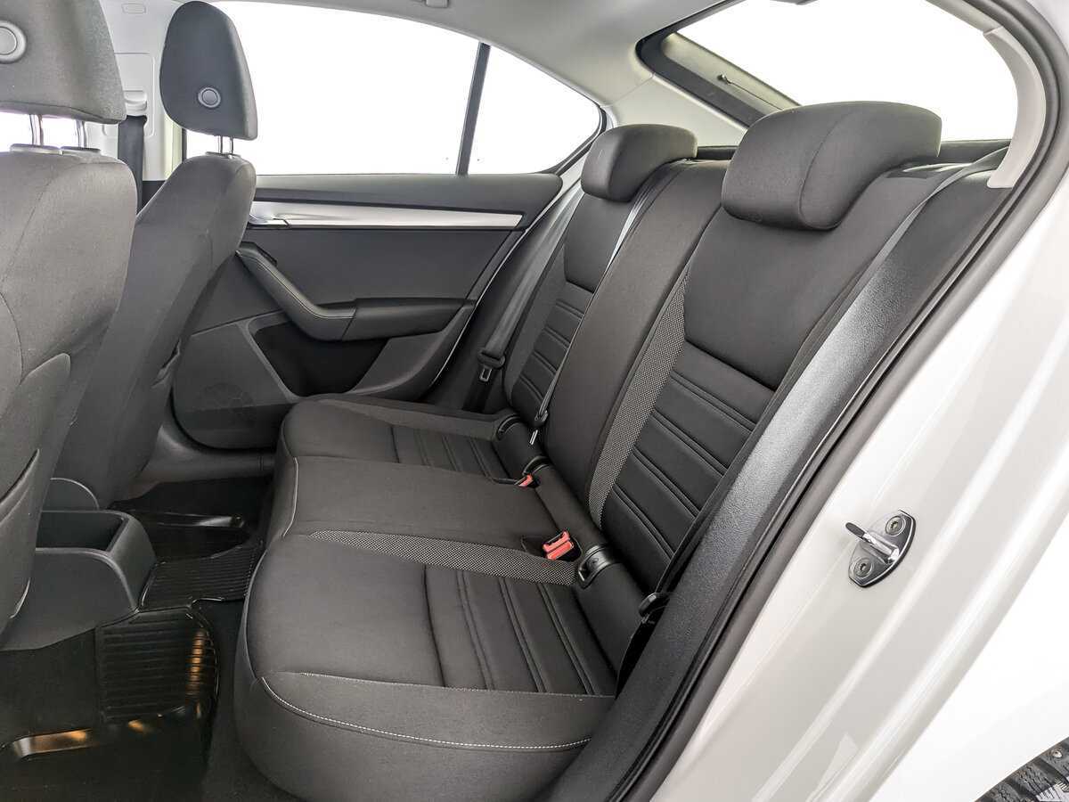 Купить Skoda Octavia, 2017, 140 461 км, фото №10