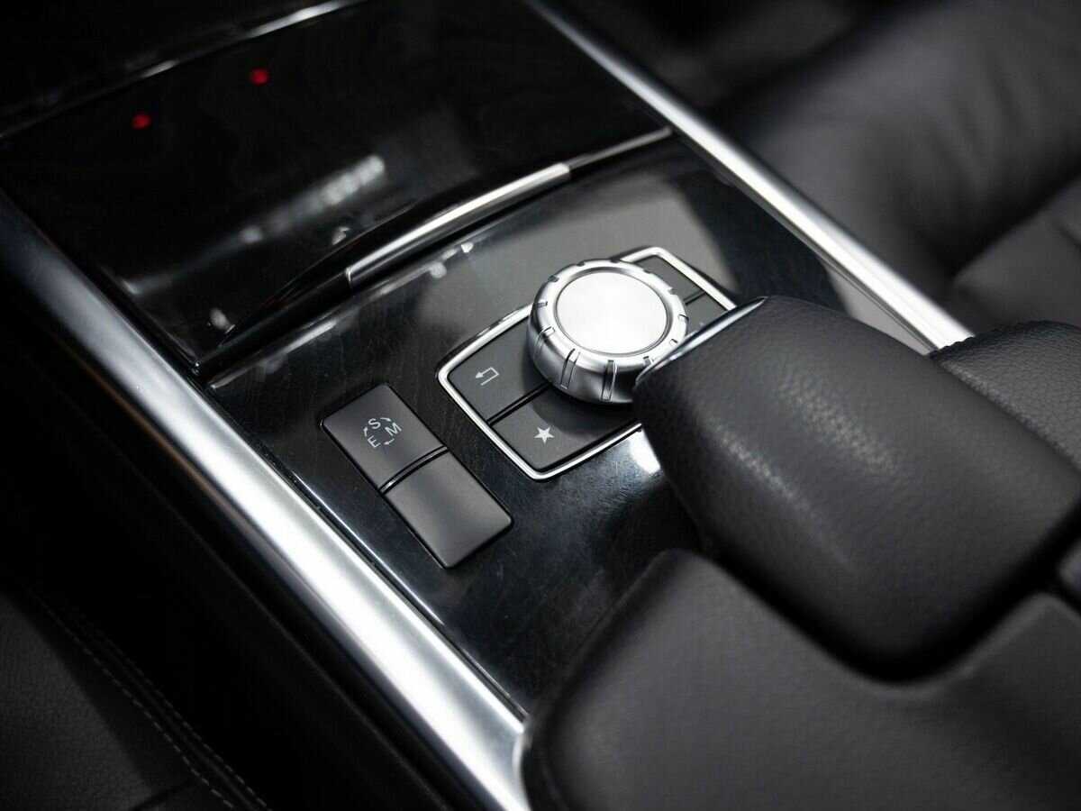 Купить Mercedes-Benz E-Класс 300, 2013, 200 000 км, фото №17