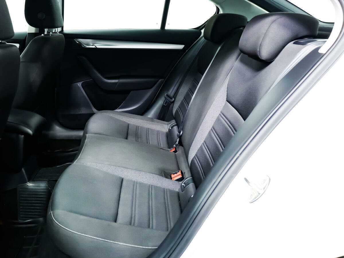 Купить Skoda Octavia, 2018, 122 335 км, фото №12