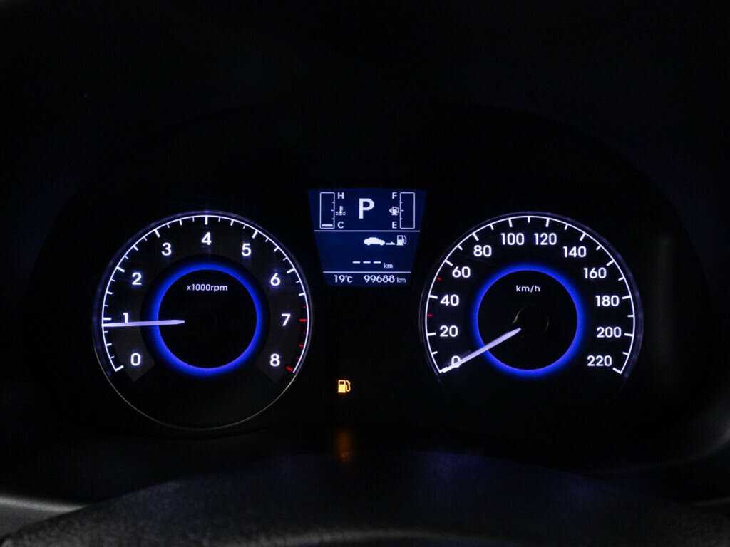 Купить Hyundai Solaris, 2015, 99 685 км, фото №12