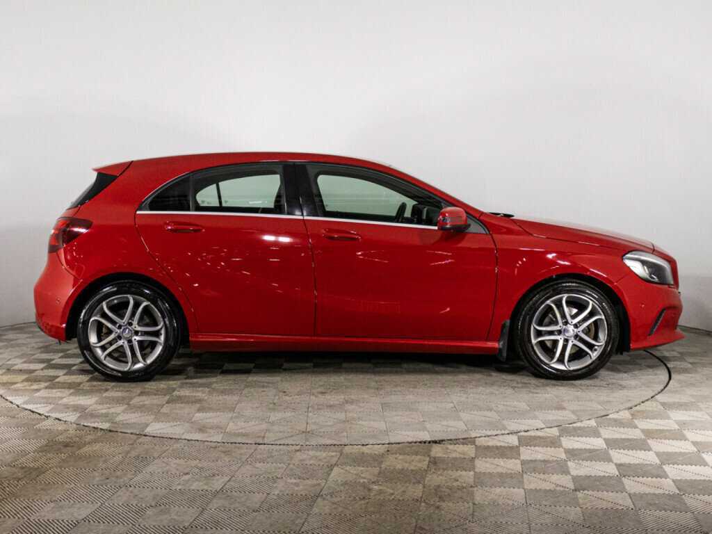 Купить Mercedes-Benz A-Класс 180, 2016, 105 560 км, фото №4