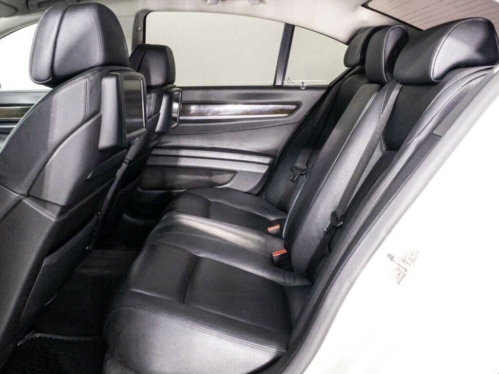 Купить BMW 7 серии 740d xDrive, 2012, 290 921 км, фото №10