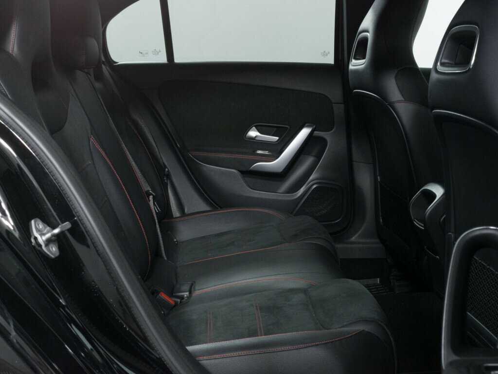 Купить Mercedes-Benz A-Класс 200, 2018, 60 000 км, фото №11