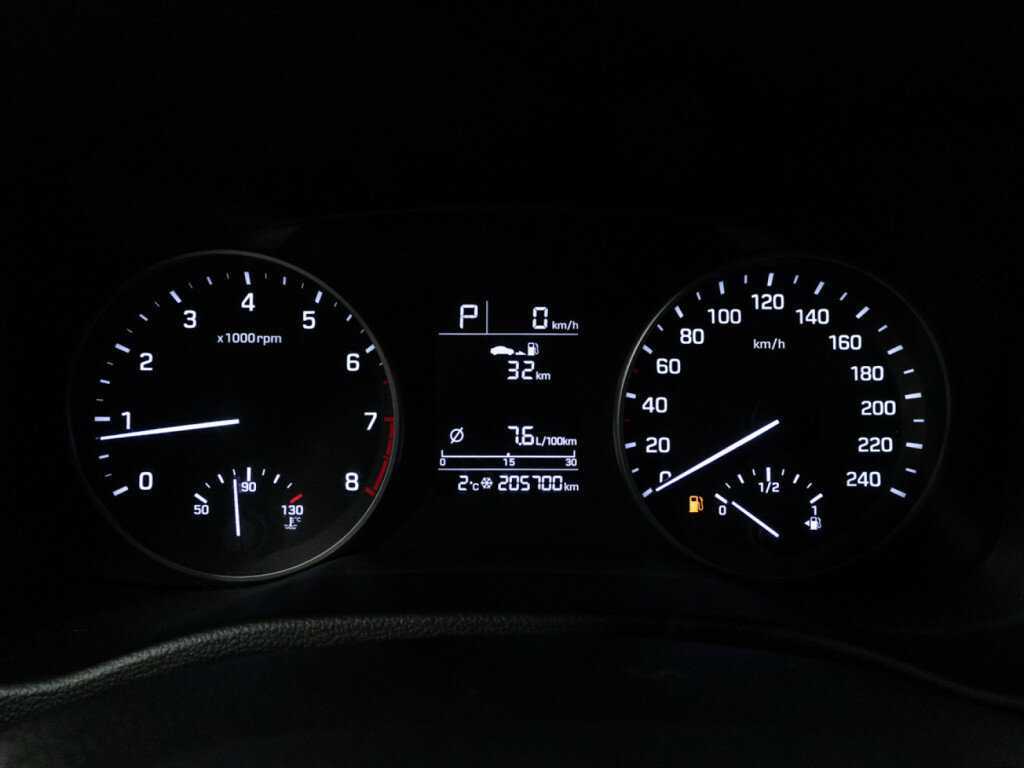 Купить Hyundai Elantra, 2017, 205 697 км, фото №12