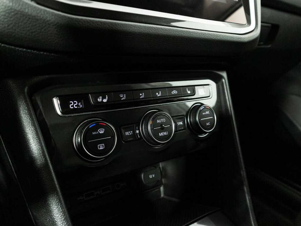 Купить Volkswagen Tiguan, 2018, 166 443 км, фото №18