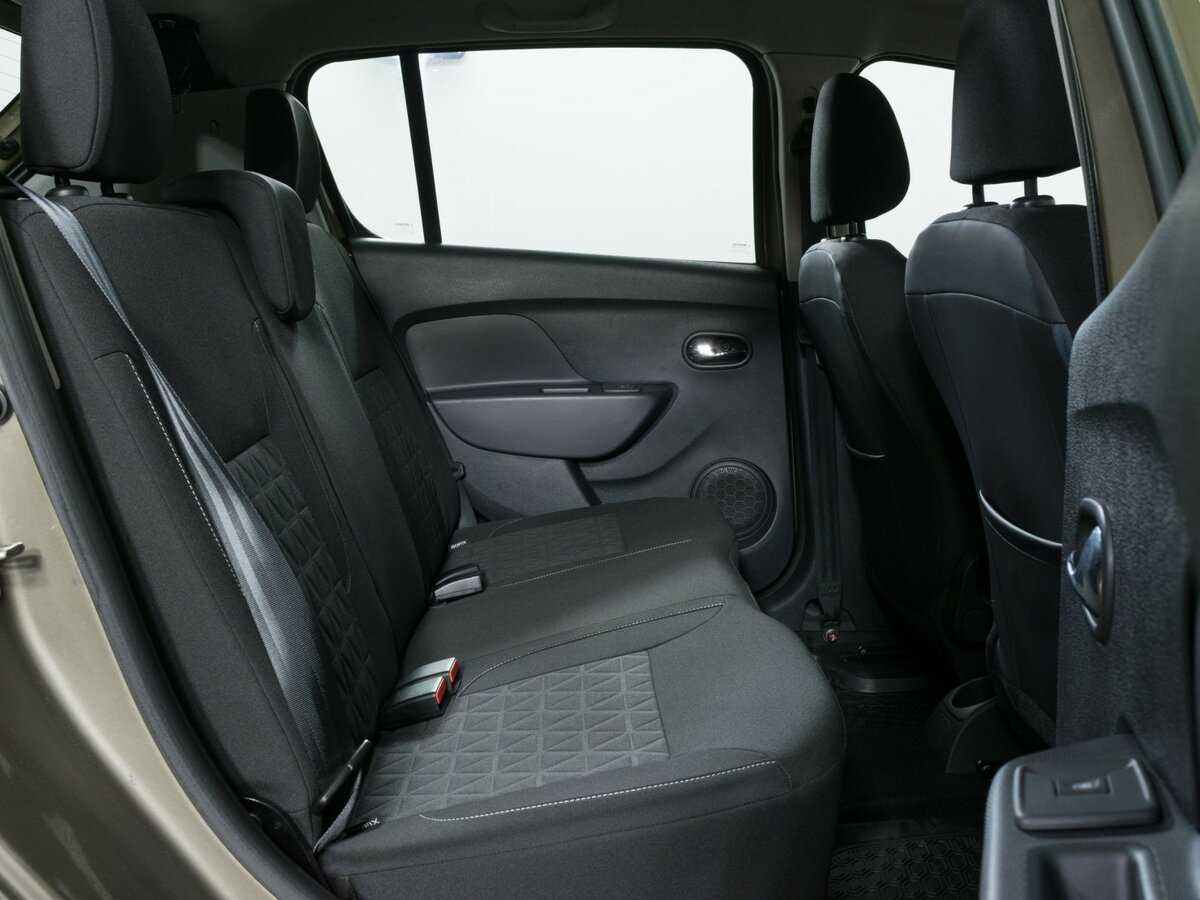 Купить Renault Sandero Stepway, 2017, 120 708 км, фото №10