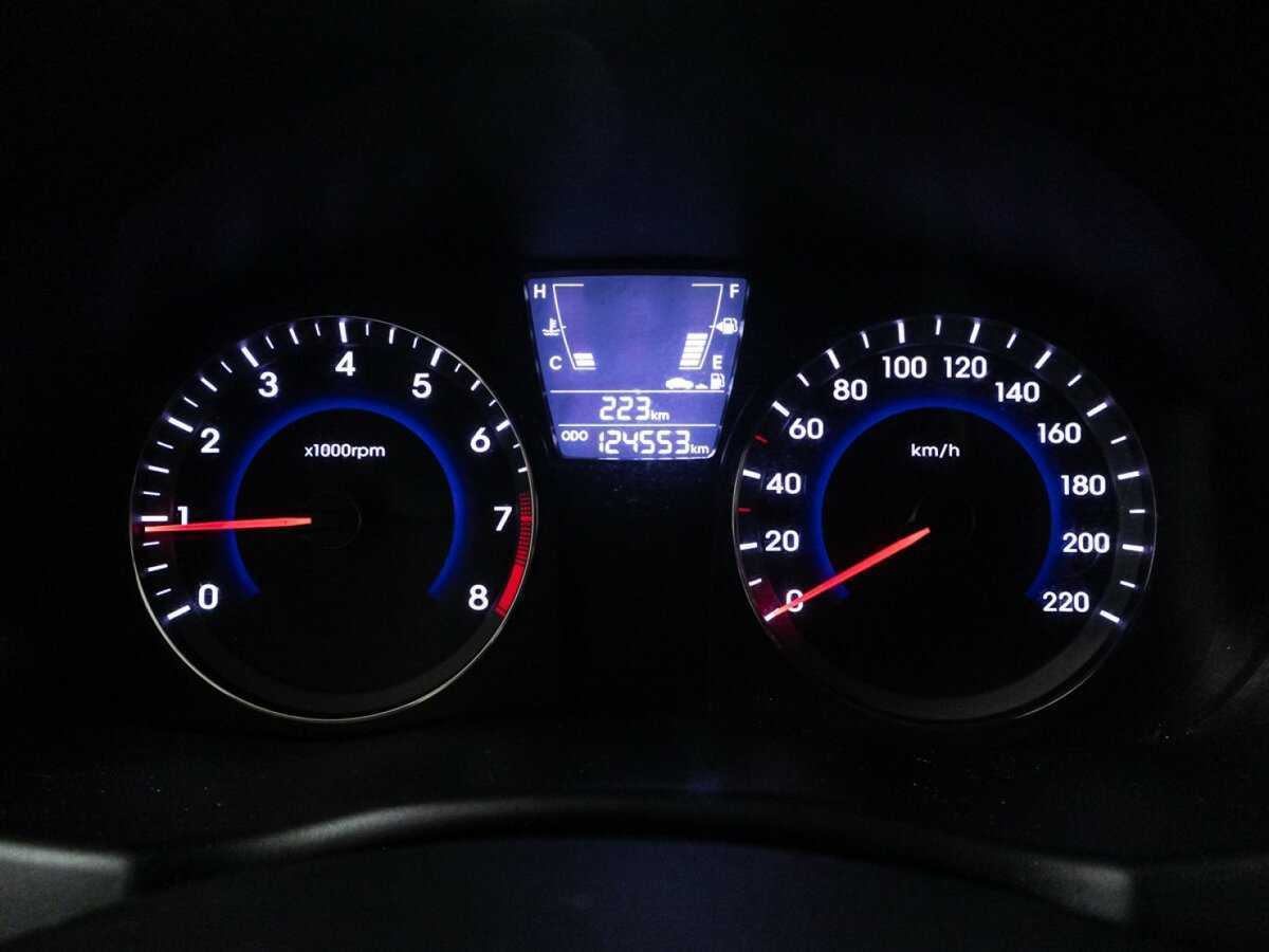 Купить Hyundai Solaris, 2013, 124 550 км, фото №12