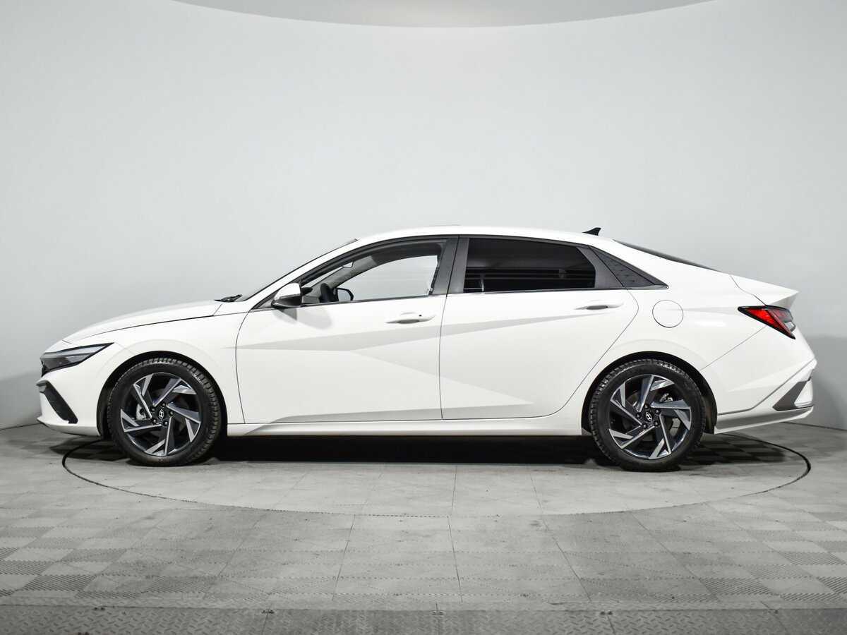 Купить Hyundai Elantra, 2023, 7 476 км, фото №8