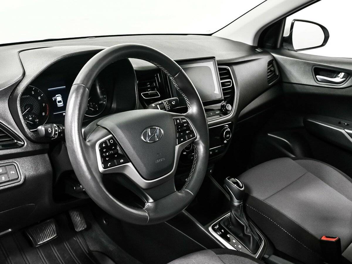 Купить Hyundai Solaris, 2020, 35 400 км, фото №12