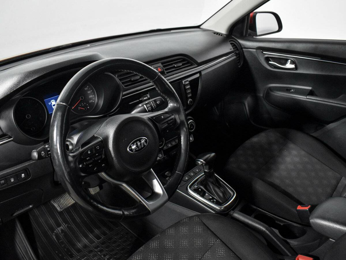 Купить Kia Rio, 2018, 139 810 км, фото №9