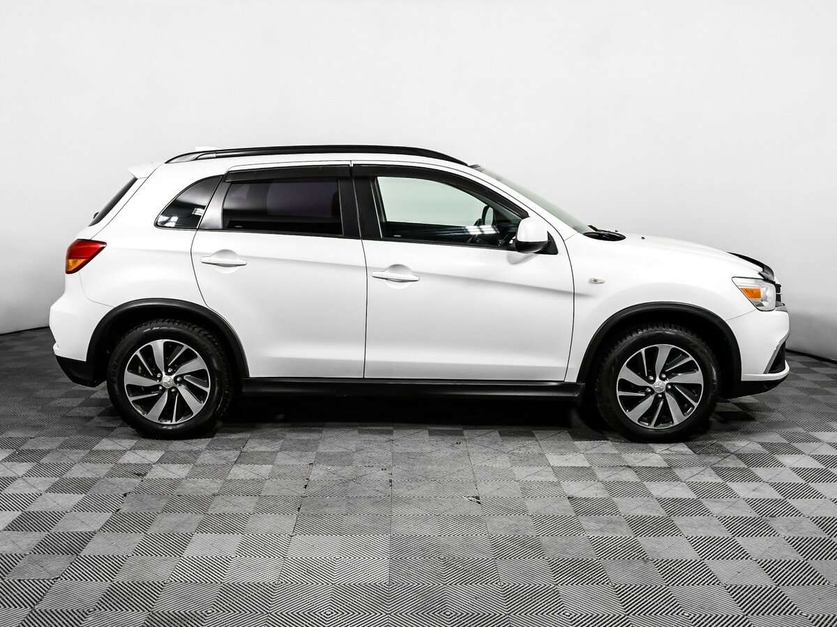 Купить Mitsubishi ASX, 2018, 135 000 км, фото №4