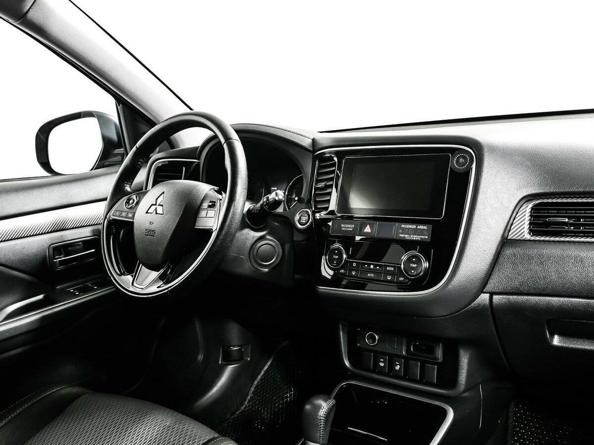 Купить Mitsubishi Outlander, 2018, 88 950 км, фото №9