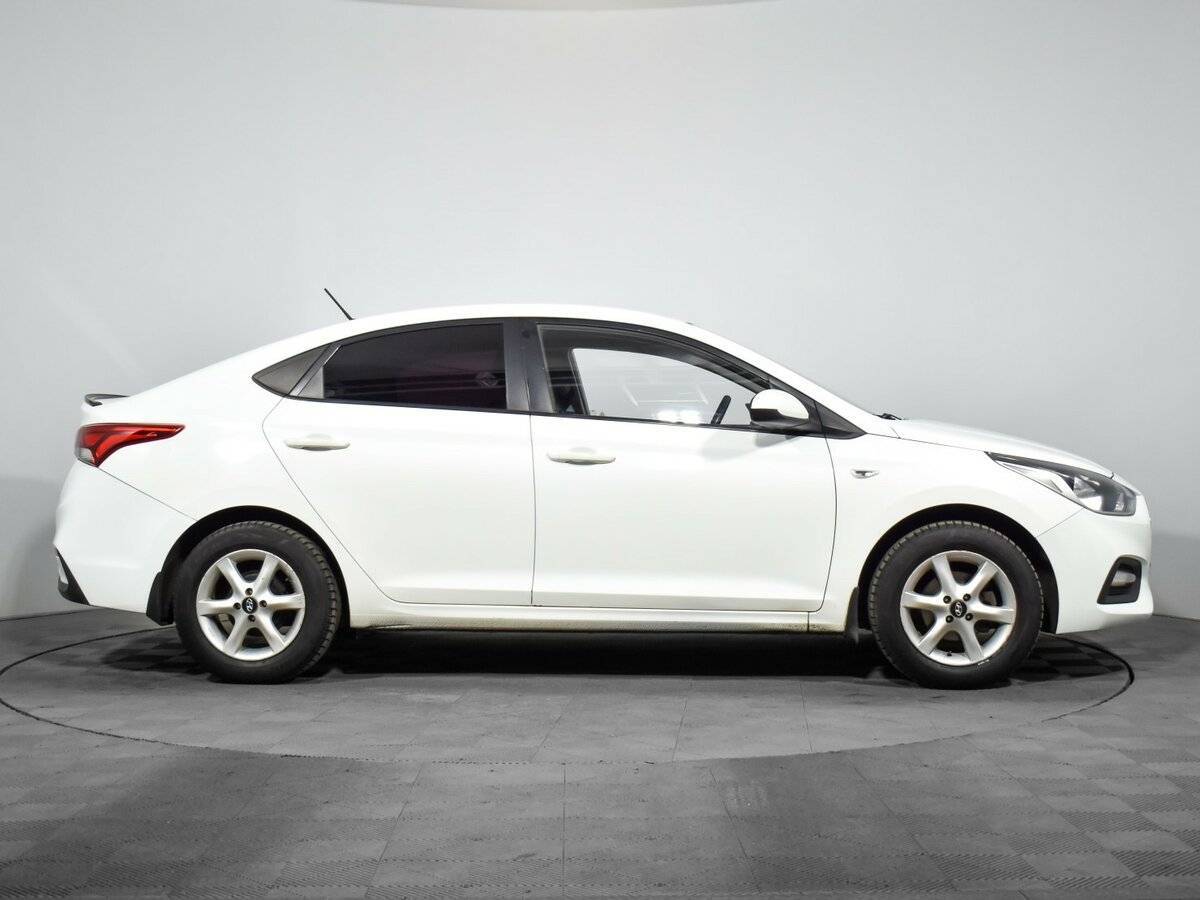 Купить Hyundai Solaris, 2017, 362 166 км, фото №4
