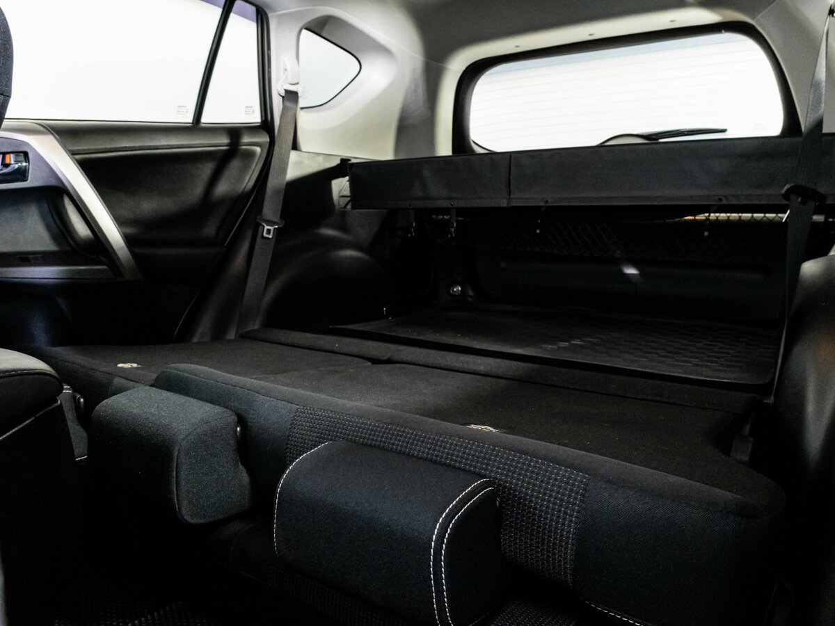 Купить Toyota RAV4 IV (XA40) Рестайлинг, 2018, 173 507 км, фото №21